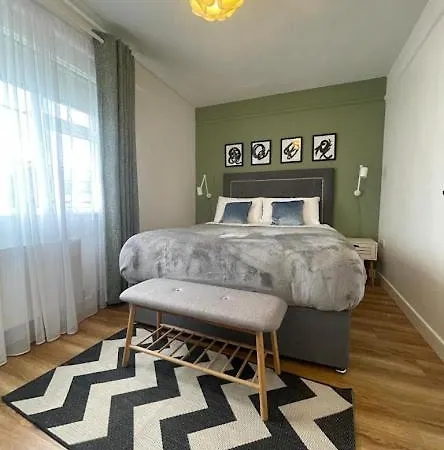 Leaba On The كيلالوي